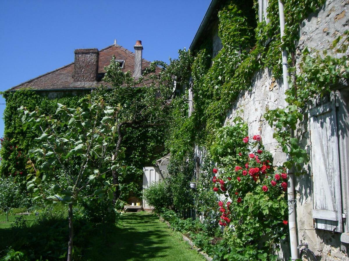 La Ferme Le Merger Bed & Breakfast La Ferte-Gaucher ภายนอก รูปภาพ