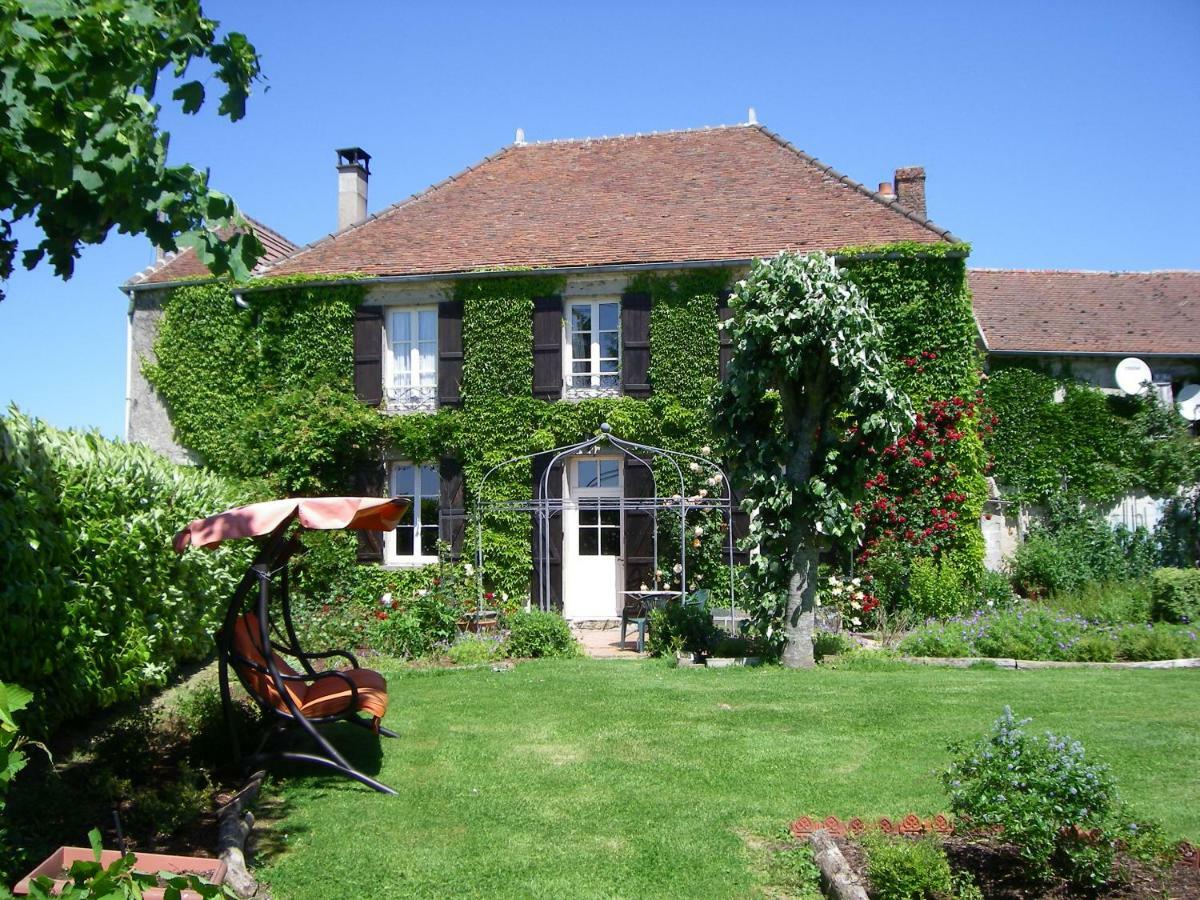 La Ferme Le Merger Bed & Breakfast La Ferte-Gaucher ภายนอก รูปภาพ