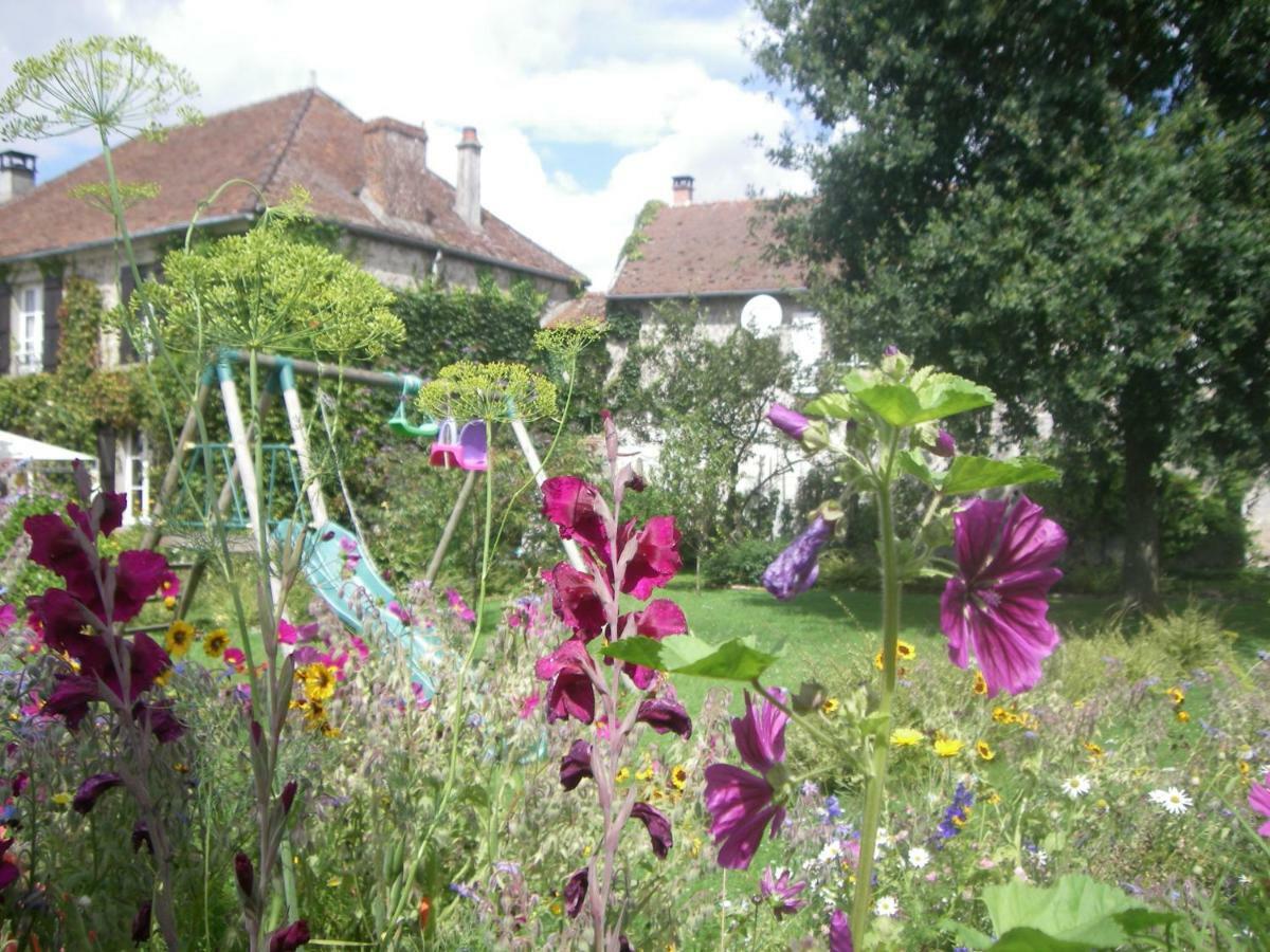 La Ferme Le Merger Bed & Breakfast La Ferte-Gaucher ภายนอก รูปภาพ