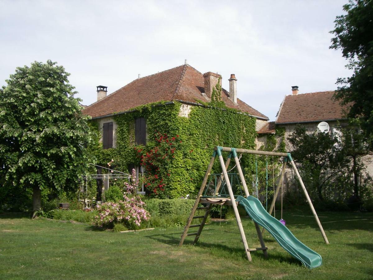 La Ferme Le Merger Bed & Breakfast La Ferte-Gaucher ภายนอก รูปภาพ